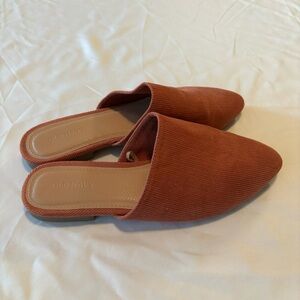 Old Navy Womens Rust Slip-On Mules